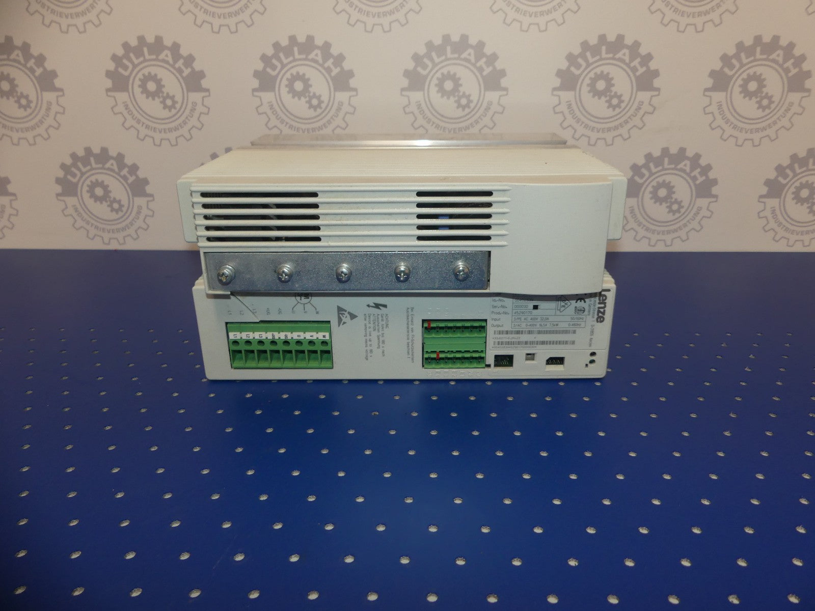 Lenze EVF8217-E - Leicht beschädigt