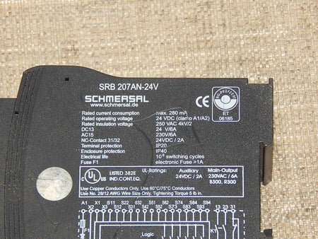 Schmersal  SRB 207AN-24V Sicherheitsrelais used