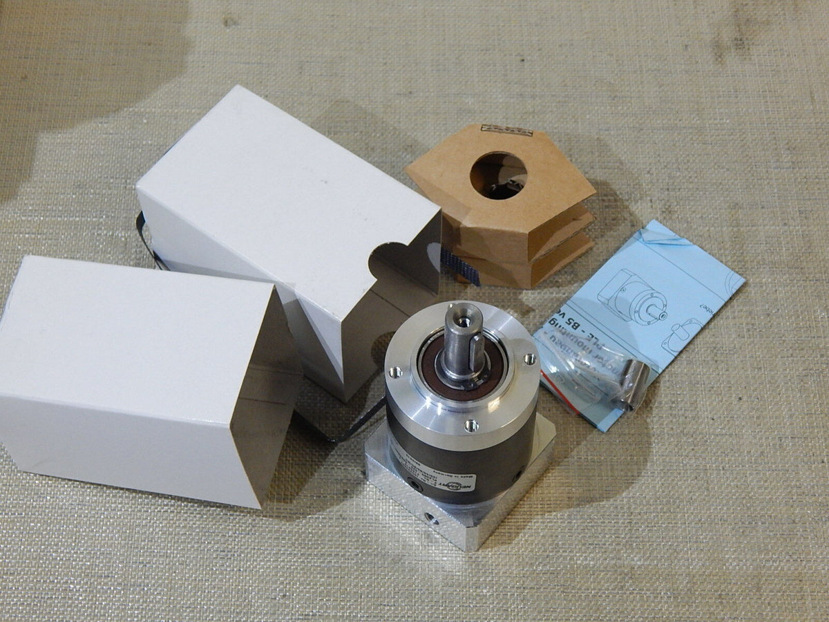 Neugart PLE 60 PLE60 i = 25   100253897 Aufsteckgetriebe  New
