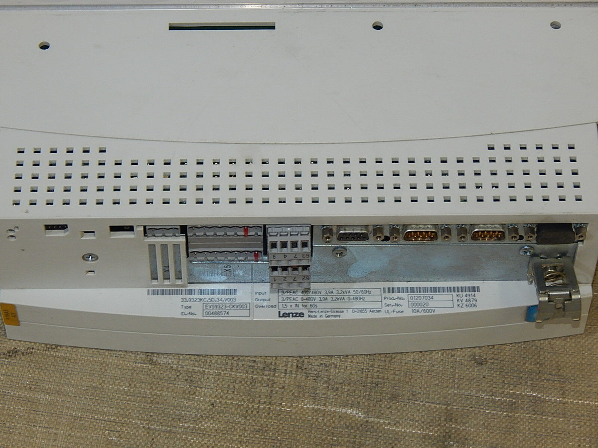 Lenze Frequenzumrichter Servoregler Positionierregler  EVS9323-CKV003 GEB
