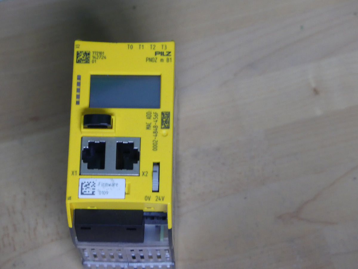 Pilz Sicherheitsrelais PNOZ m B1    /  772101   s.Bilder