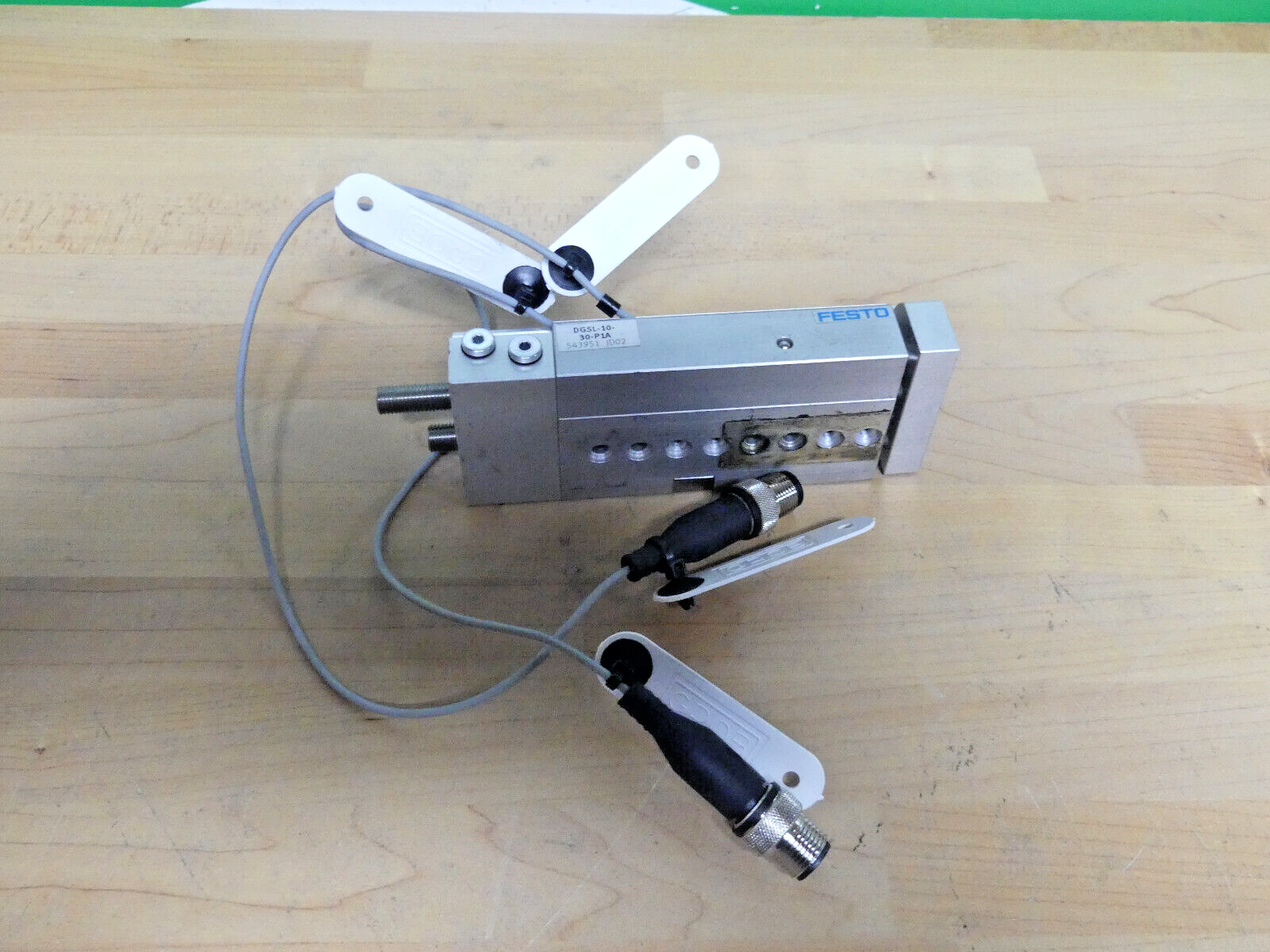 Festo Pneumatik Zylinder DGSL-10-30-P1A