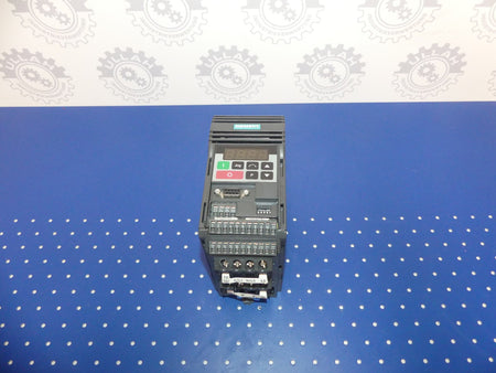 Siemens 6SE3214-0DA40 - Leicht beschädigt