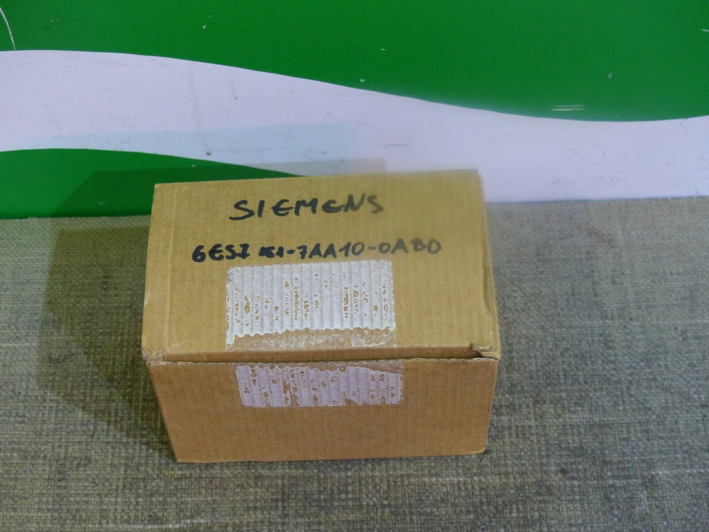 Siemens 6ES7 151-7AA10-0AB0 / 6ES7151-7AA10-0AB0 s. Bilder