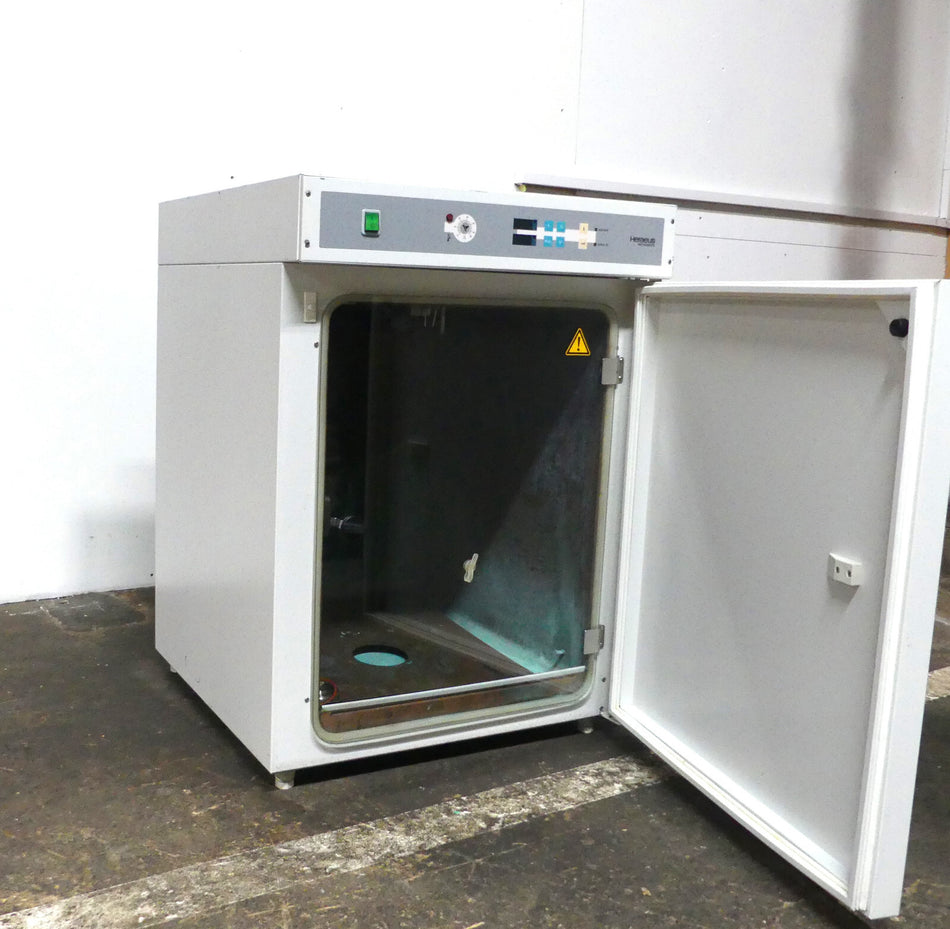 HERAEUS INSTRUMENTS FUNCTION LINE TYPE BB 16 CU INCUBATOR