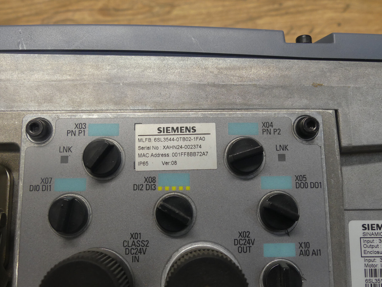 siemens 6sl3544-0tb02-1fa0+6SL3517-1BE11-3AM0 Neuewertig  getribemoter s.Bilder