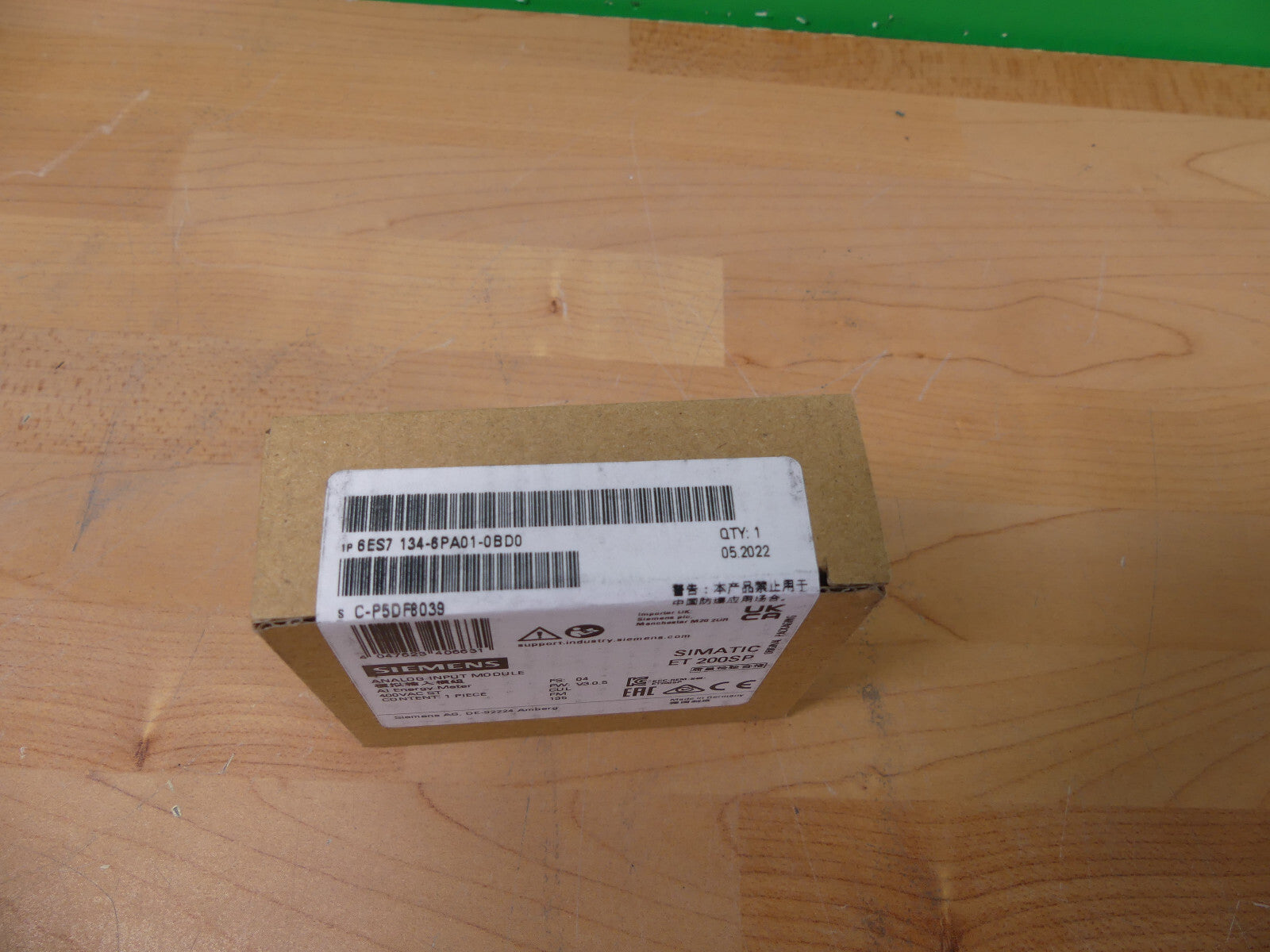 Siemens Simatic S7 6ES7 134-6PA01-0BD0   6ES7134-6PA01-0BD0