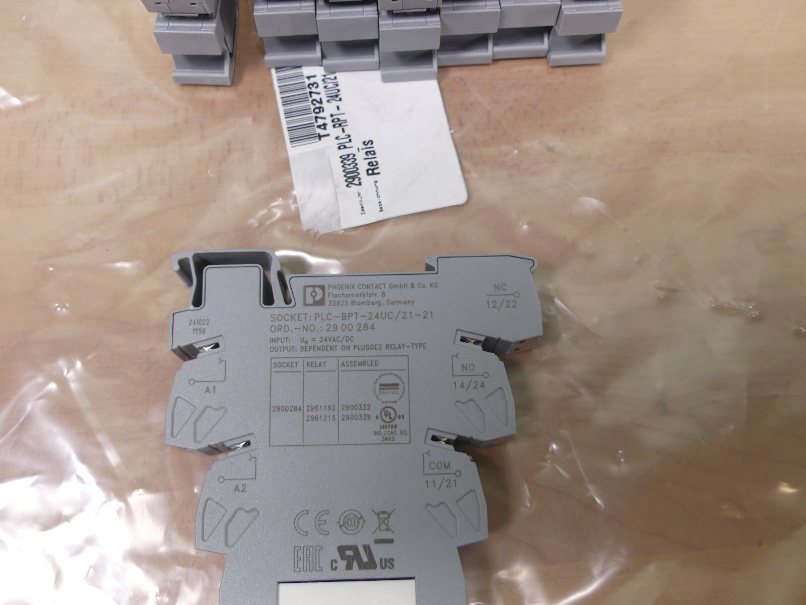 8X PHOENIX CONTACT PLC-BPT-24UC/21-21 2900284