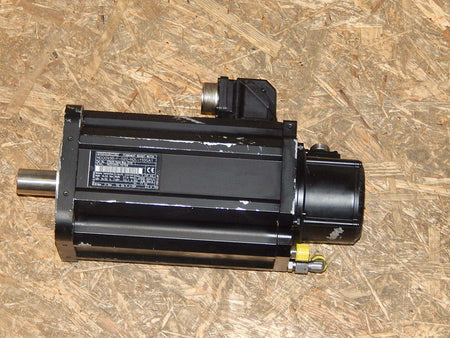  Indramat MDD093B-F-020-N2L-110GA1 Permanent Magnet Motor  used