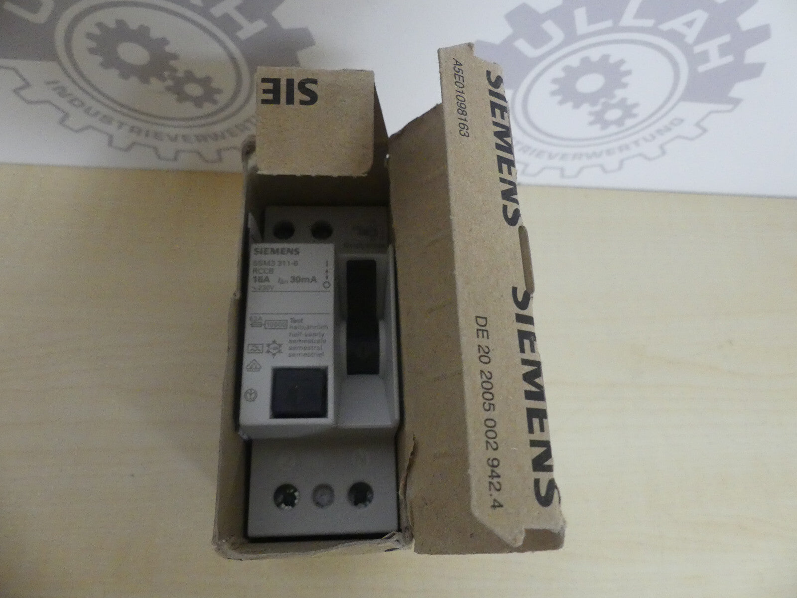 SIEMENS 5SM3 311-6