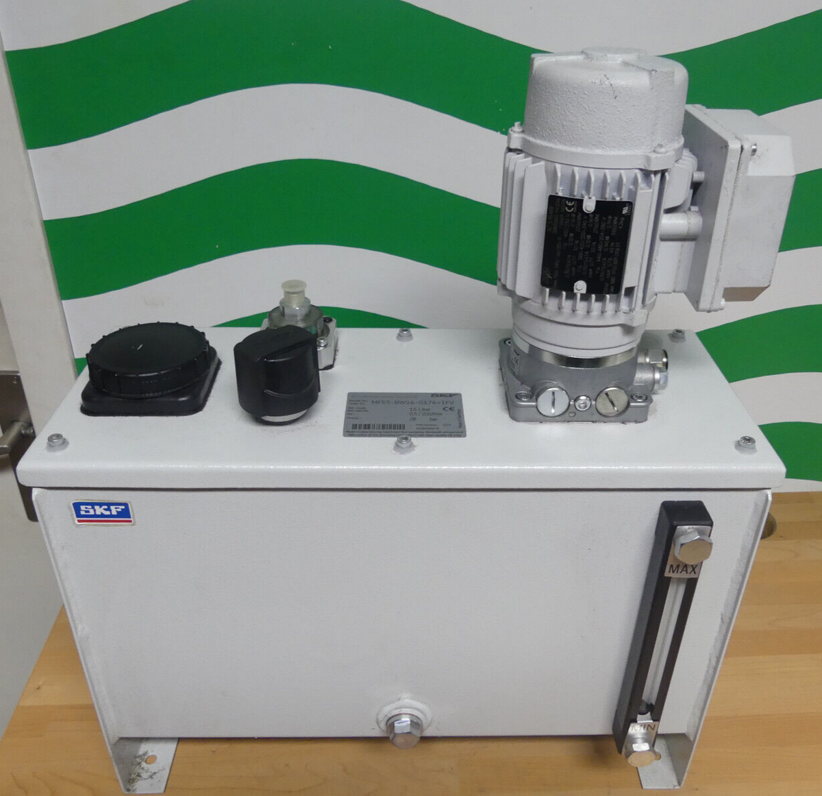 SKF MFE5-BW16-S176+1FV   MFES-4000+1FV   15 Liter Tank