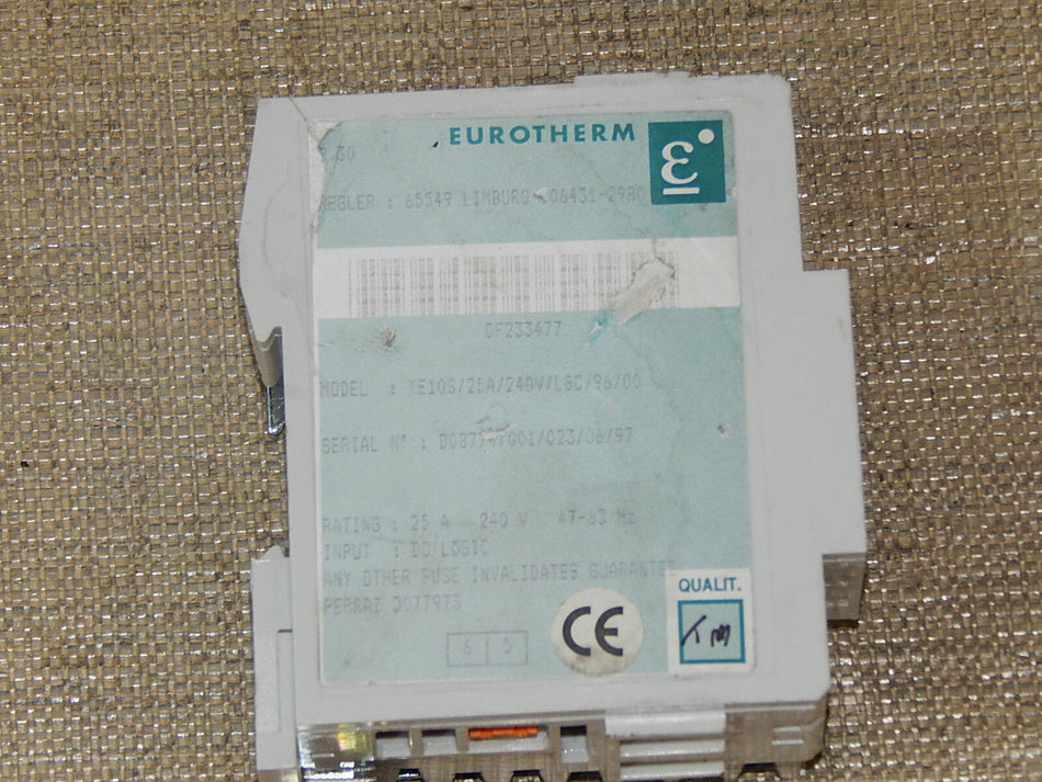 EUROTHERM Relais TE10S/25A/240V/LGC/96/00 used
