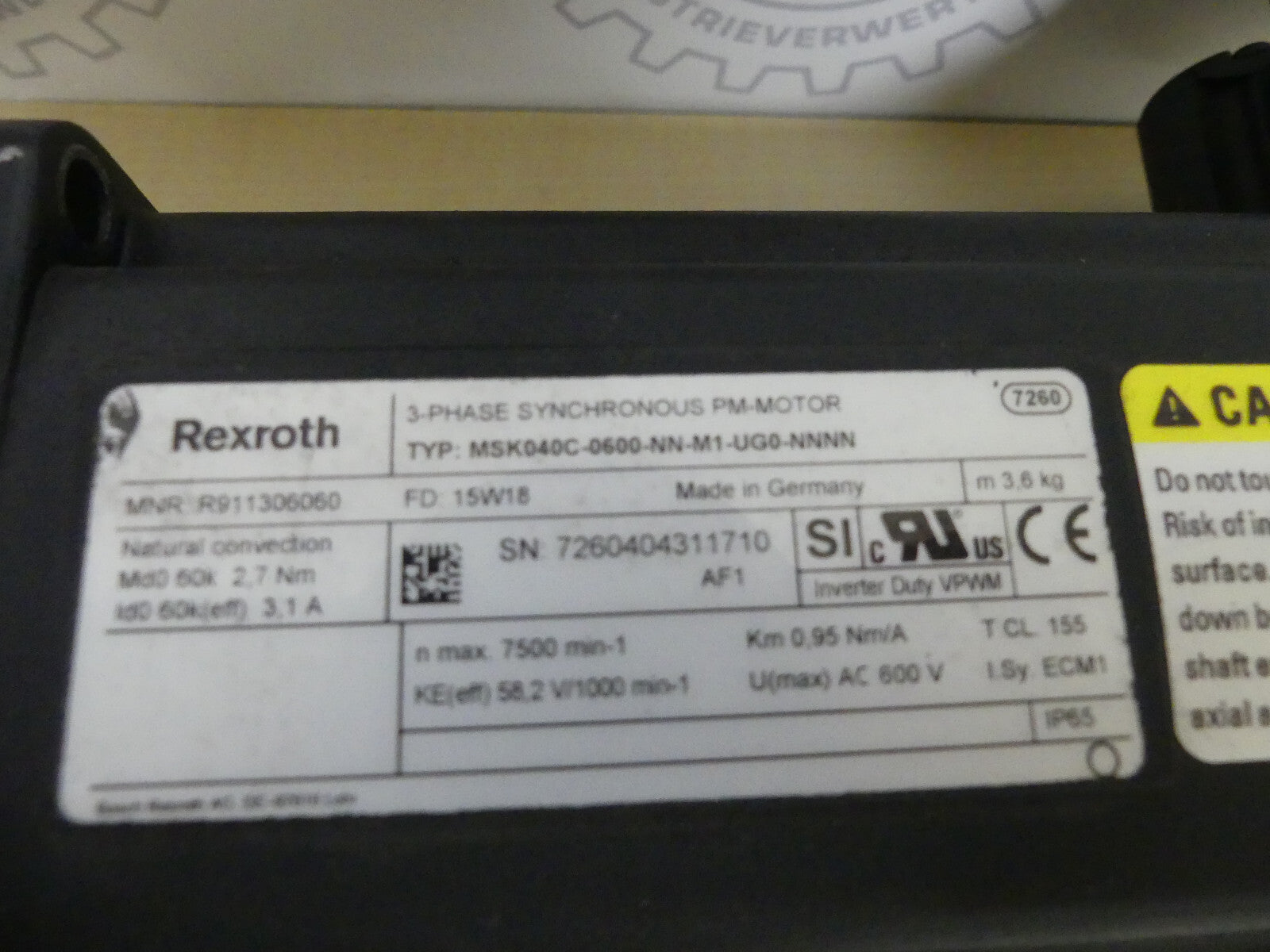 REXROTH MSK040C-0600-NN-M1-UGO-NNNN + NEUGART WPLE60 i=4