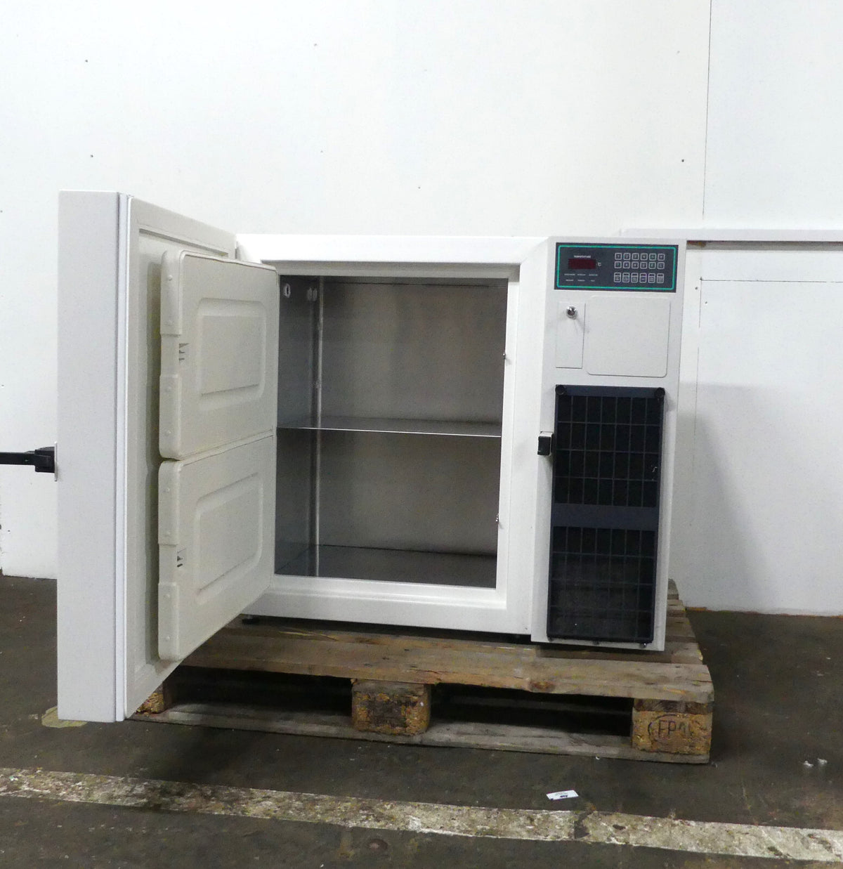 New Brunswick Scientific Innova U101 Ultra Low Temperature Freezer