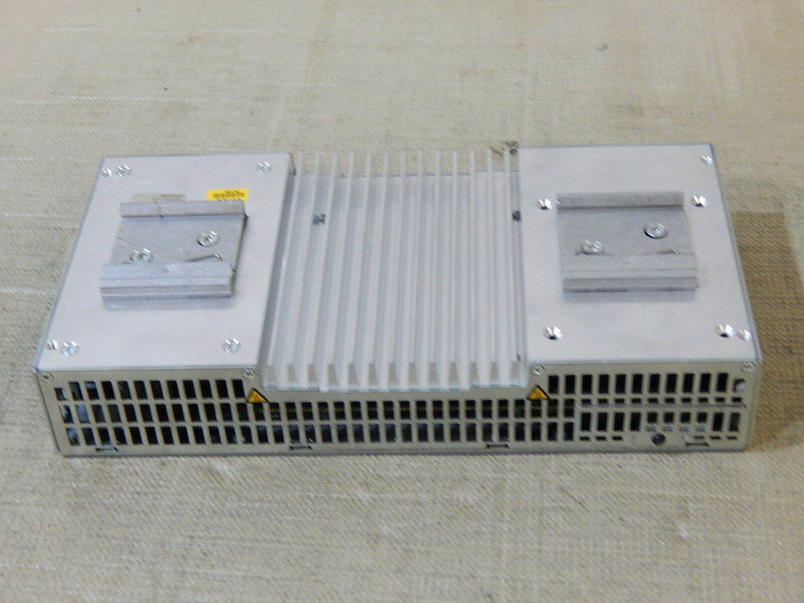 Siemens  Microbox PC 6ES7 675-1DK30-0AA0 // 6ES7675-1DK30-0AA0 IPC427C USED