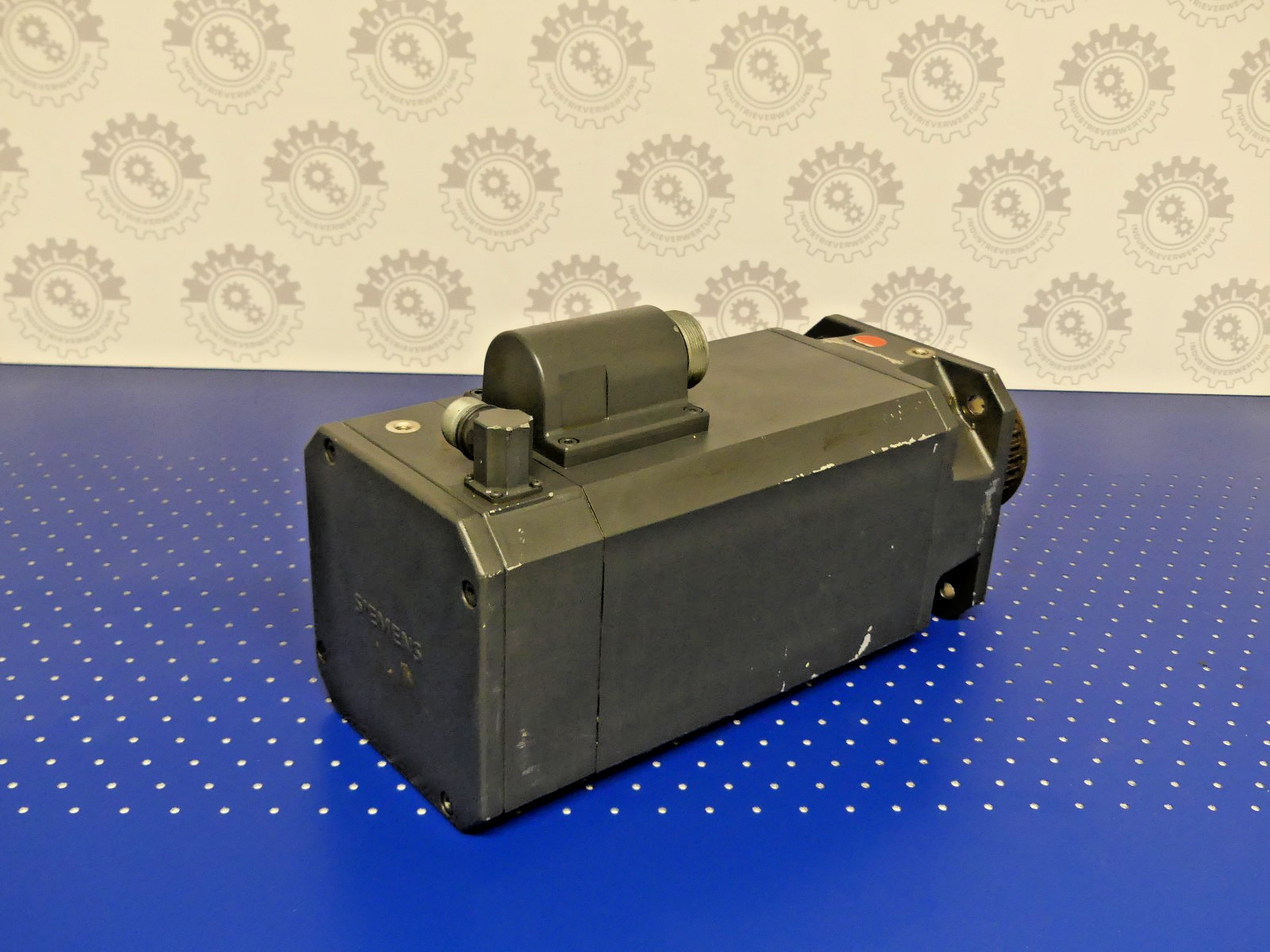 SIEMENS 1FT6086-8AH71-4EG1