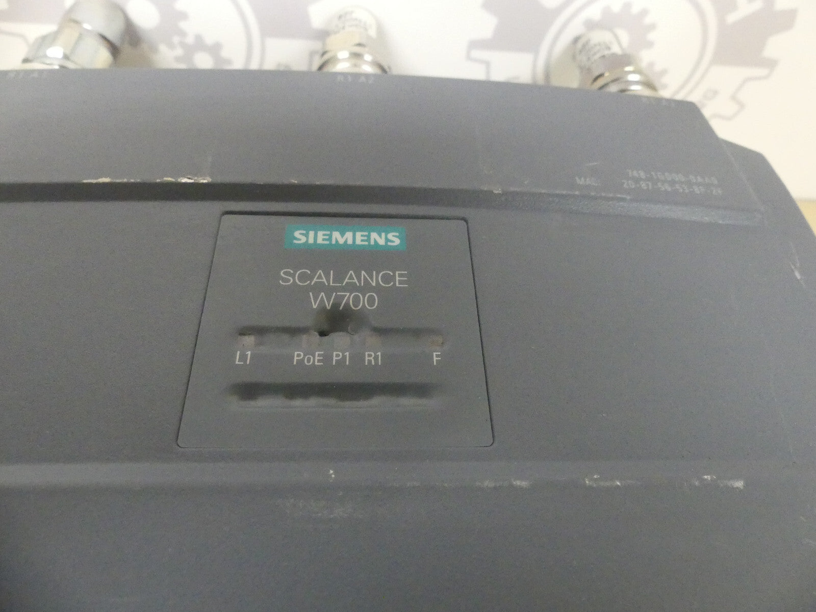 Siemens 6GK5748-1GD00-0AA0, leicht beschädigt s.Bilder