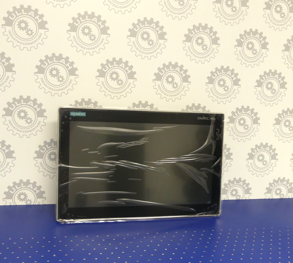 SIEMENS IFP1500 V2 6AV7863-5MA00-2AA0