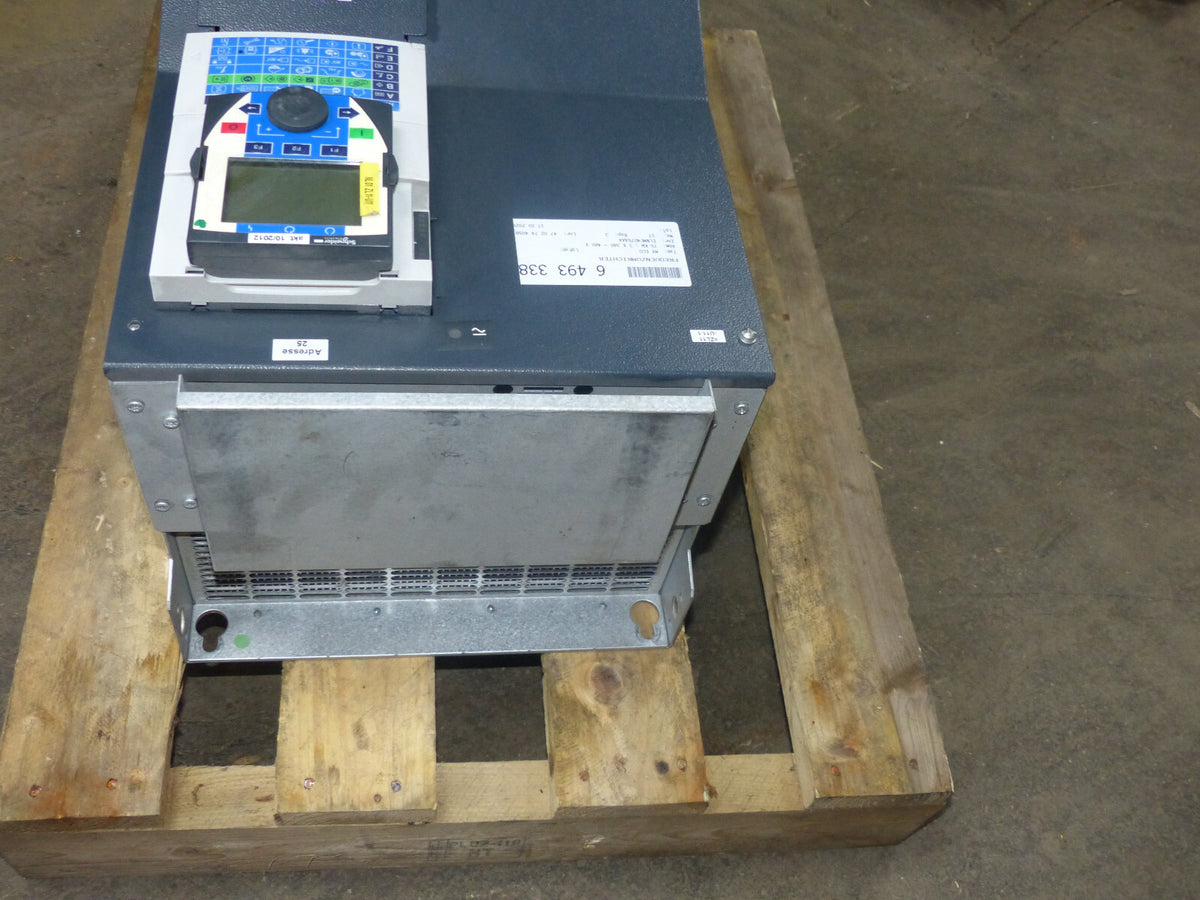 schneider pdrive mx eco 4v75 me4d75aaa inverter  75kw-111kva-100hp s.Bilder