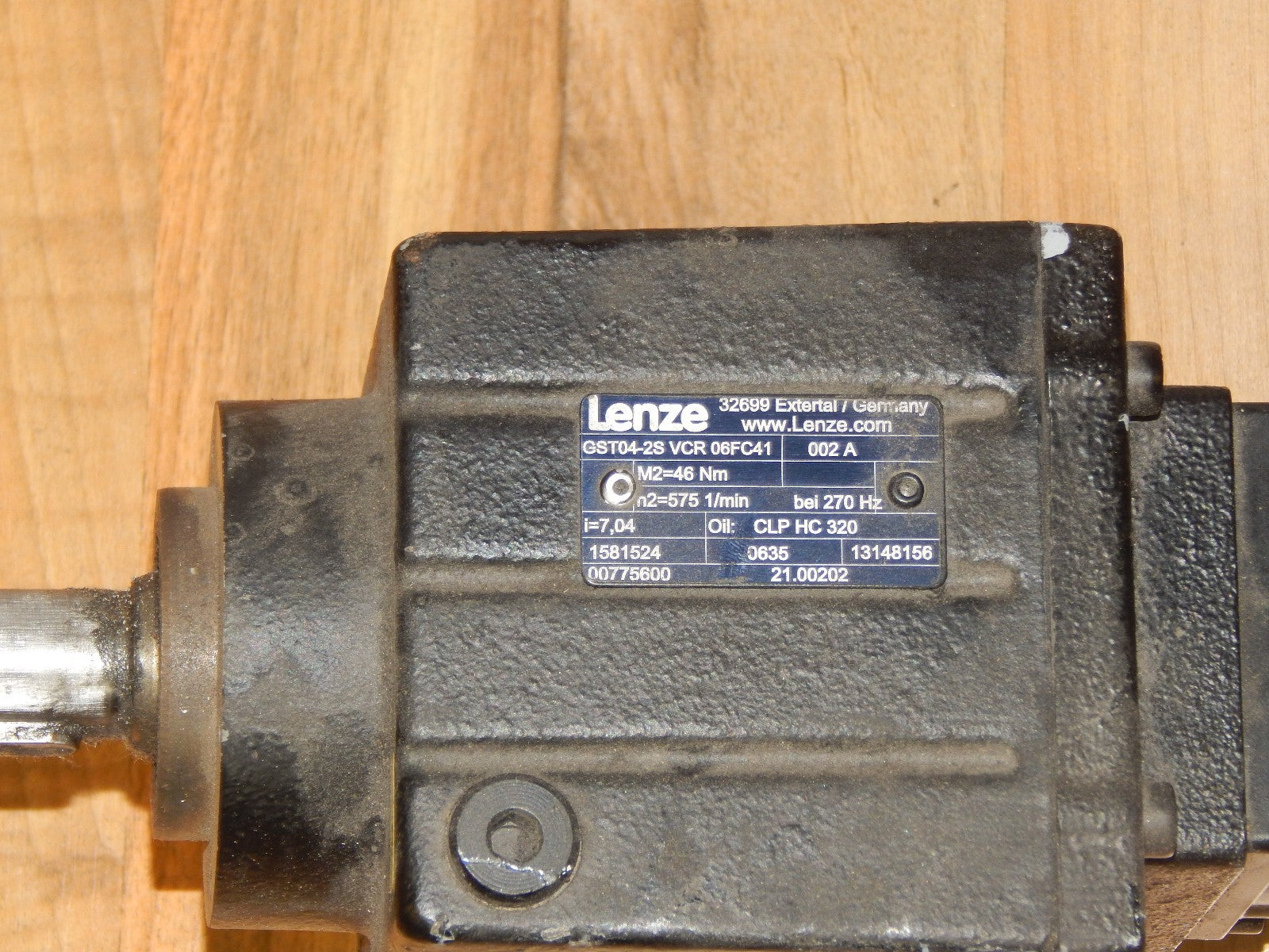 Lenze MCS 06F41LRS0B0-Z0C0-ST5S00N-R0SU+GST04-2S-VCR 06FC41 Getriebe Neu