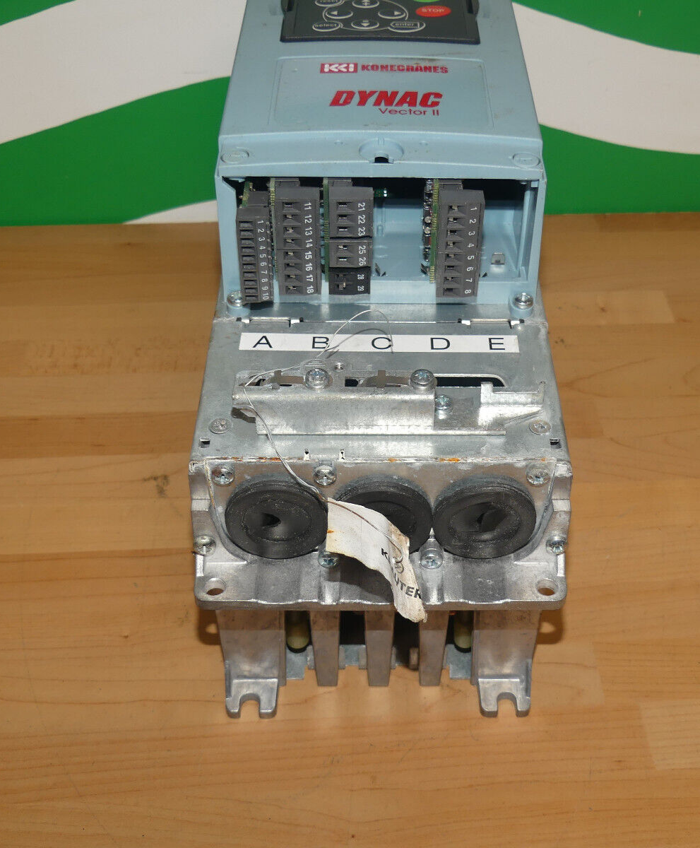 dynac vector csu00+psu004nf1n0 used
