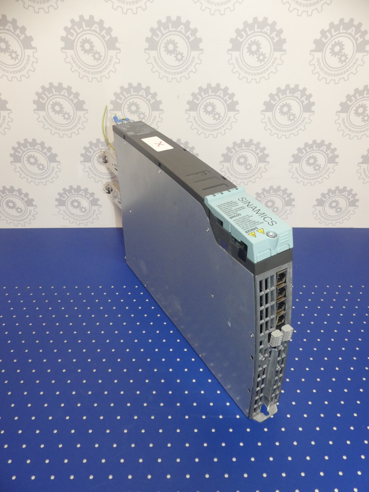 Siemens 6SL3120-2TE13-0AA4