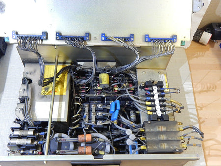 Fanuc AC SPINDLE SERVO UNIT A06B-6044-H008  Ungeprüft  Als Ersatzteil