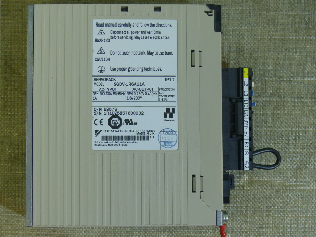 Yaskawa Servopack SGDV-1R6A11A