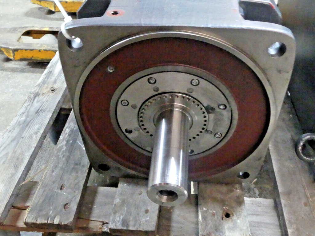 Siemens Simotics 3~ 1PH8138-1CZ22-0LA2-Z Defekt s.Bilder