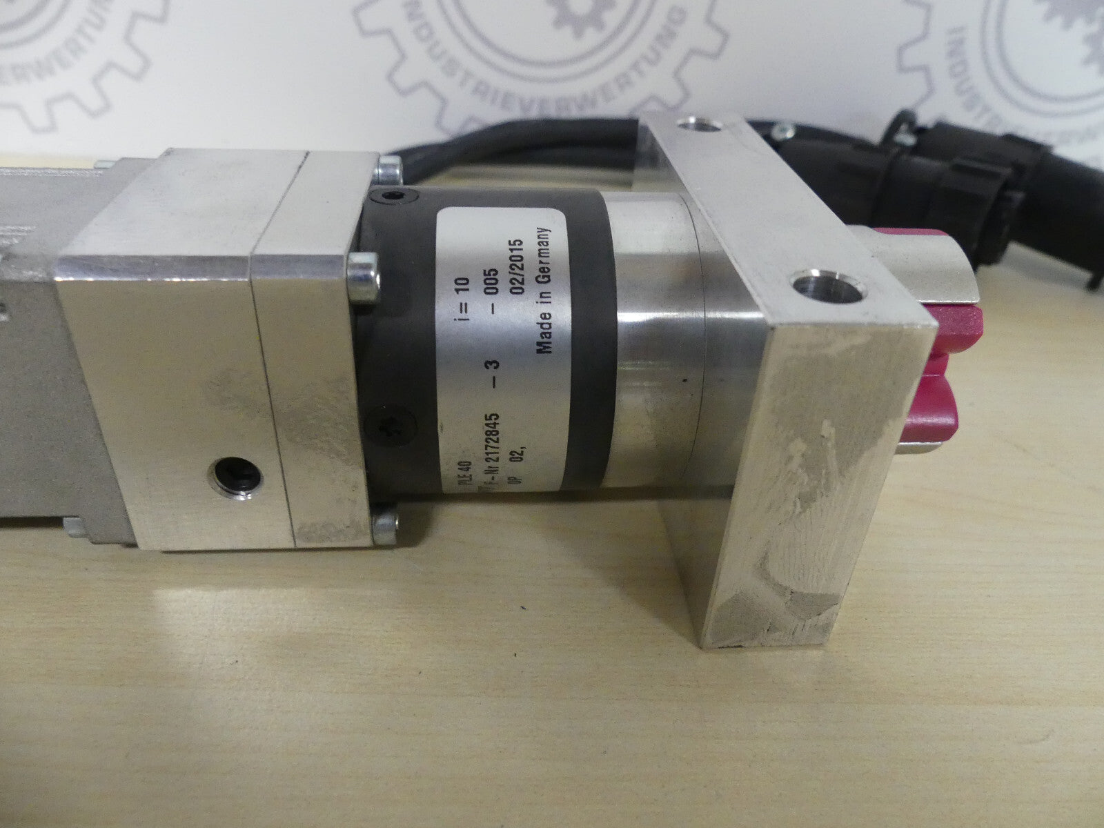 Rexroth MSM019B-0300-NN-M0-CH1 + Neugart PLE40  i=10