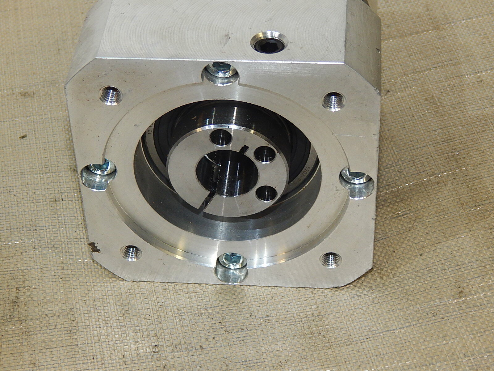 Neugart PLE120-003-SSSA3AF-E19 // 40/95/115/B5/M8  Getriebe  used