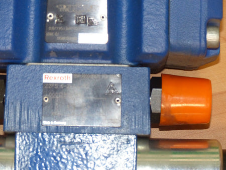 Rexroth 4WEH 10 E47/6EG24N9ETSK4/B10 / Z2FS 6-2-44/10 / 4WE 6 J62/EG24N9K4/B10