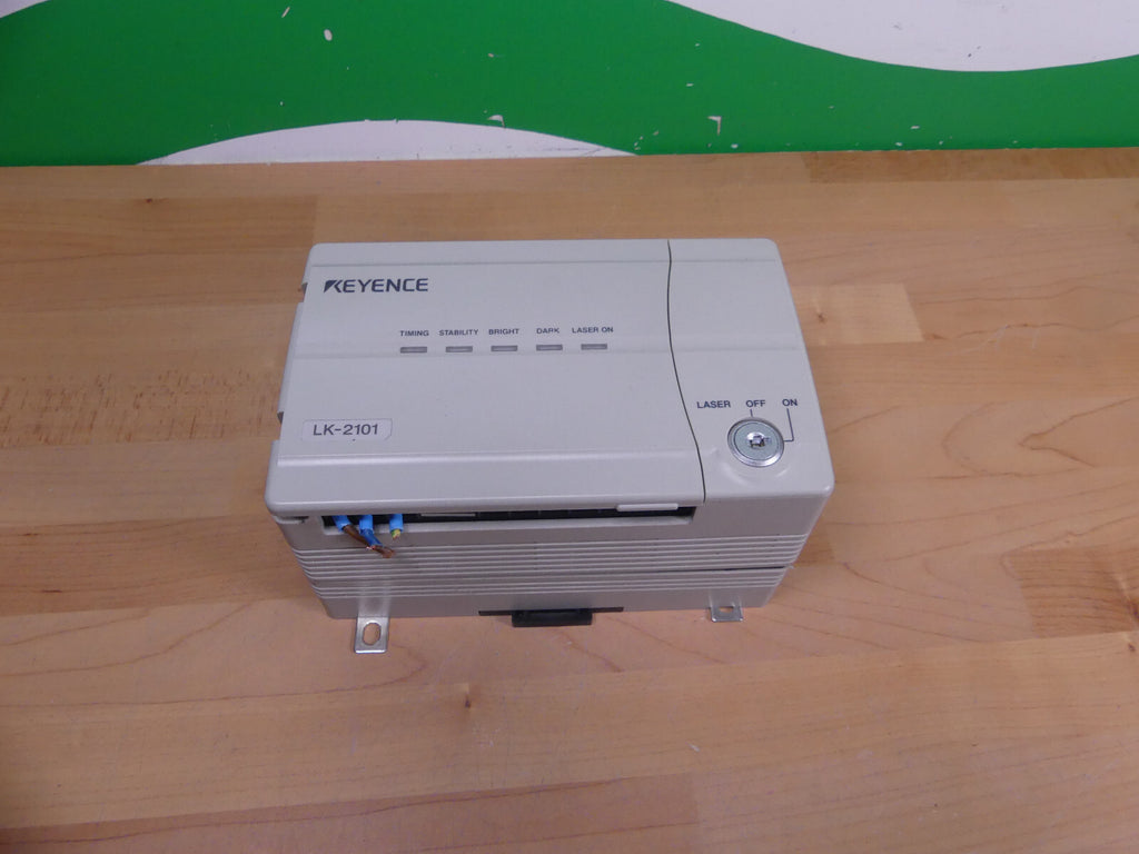 KEYENCE LK-2101 Leicht Beschädgit s.Bilder