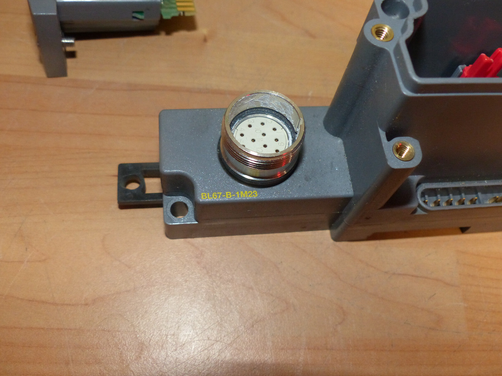 turck bl67-8do-0,5a-p +bl67-b-1m23 used s.Bilder