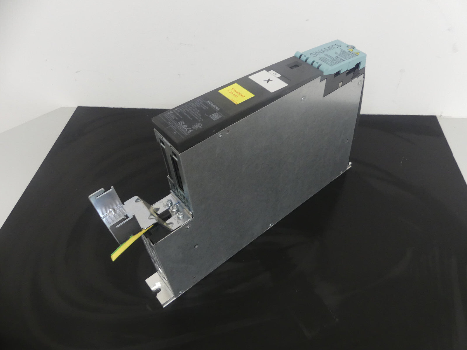 Siemens 6SL3120-1TE21-8AD0