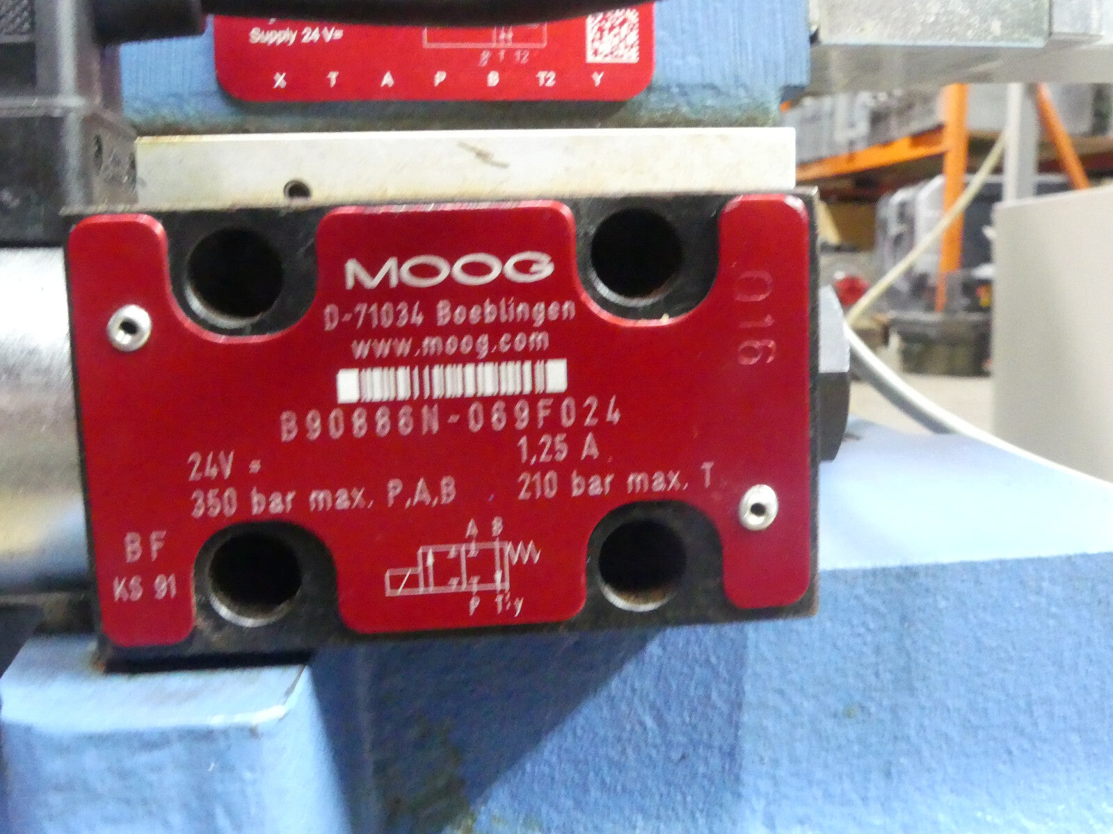 MOOG D675-0018-0001 / P15HXDW6SE92-KEK1A2 / D675P0018-0001 / G15HOWO4NE92-KEQ1A2