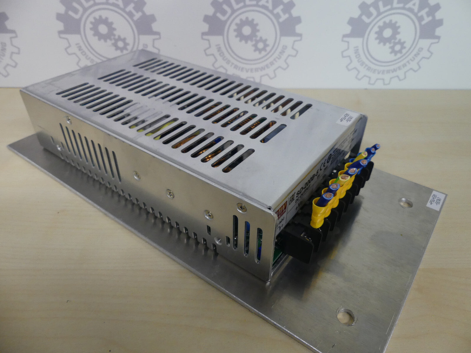 MW MEAN WELL SD-200B-5