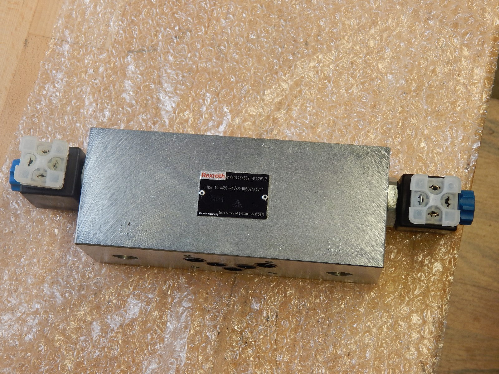 Rexroth HSZ10A490-4X/AB-B05G24K4M00 Zwischenplatte R901234359  Unbenutzt