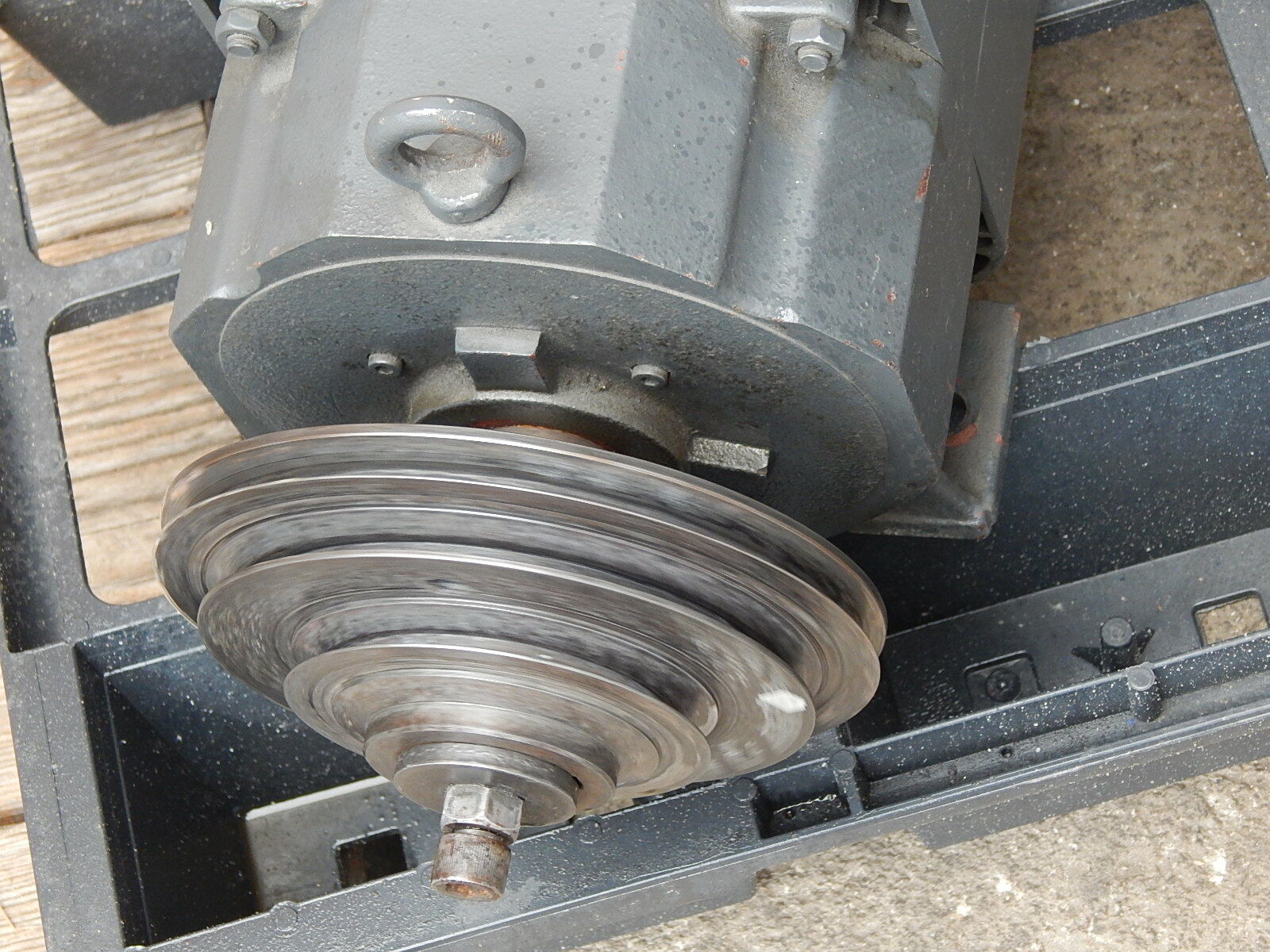 SIEMENS 3~Mot. 1 PH5107-4CF40-Z mit Gebläse 2CW8 144-8 Used