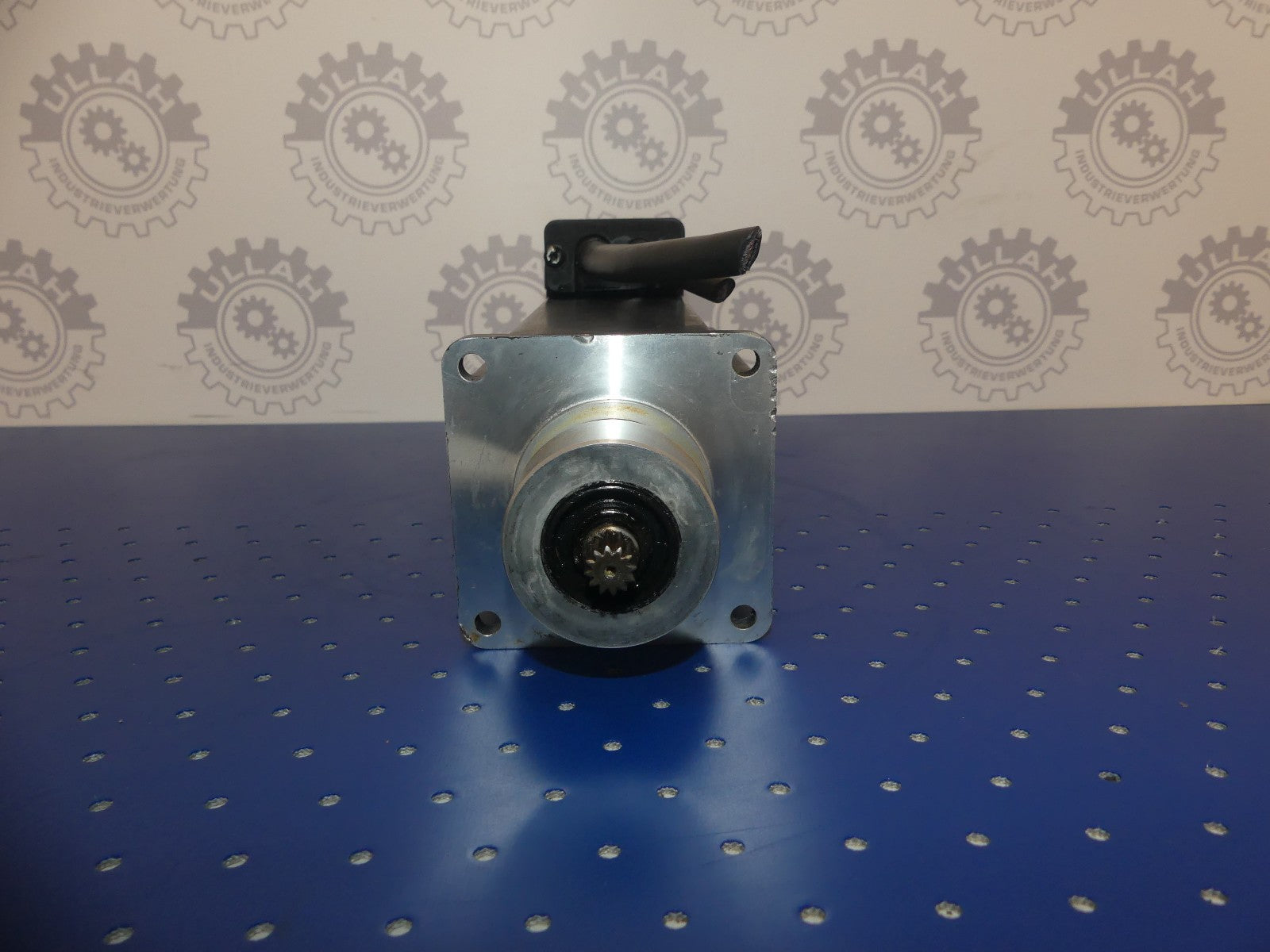 REXROTH  MKD041B-144-KP1-KN (leicht beschädigt)