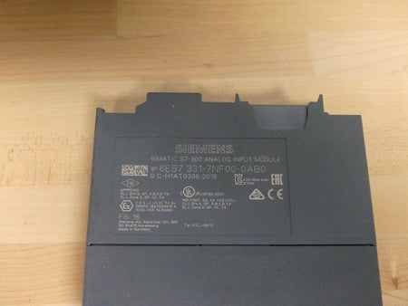 Siemens Simatic s7-300 6ES7331-7NF00-0AB0 FS:16  Leicht beschädigt s.Bilder