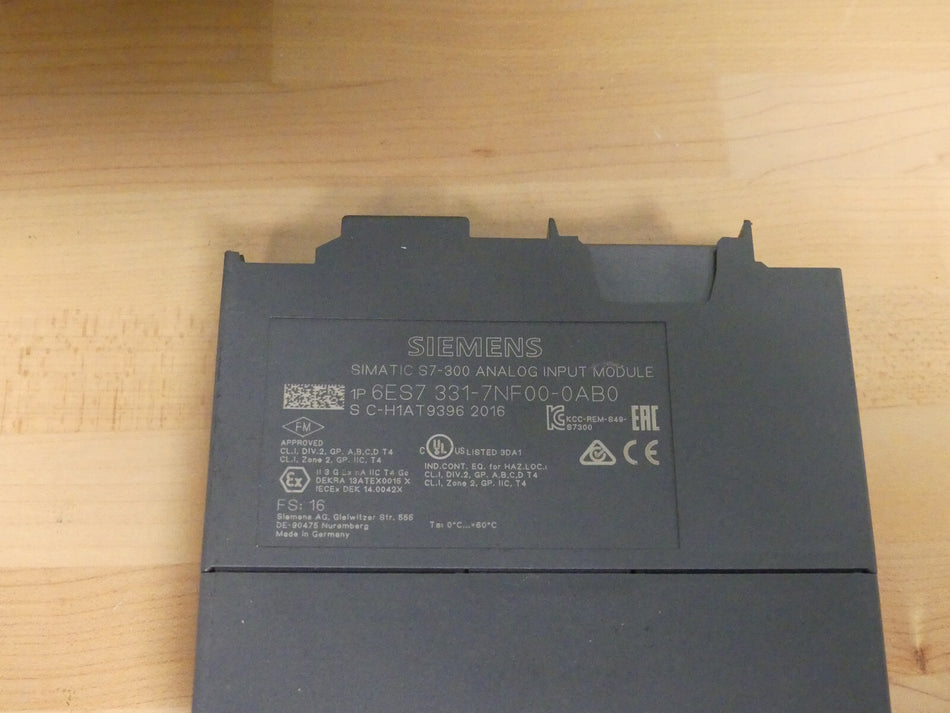 Siemens Simatic s7-300 6ES7331-7NF00-0AB0 FS:16  Leicht beschädigt s.Bilder