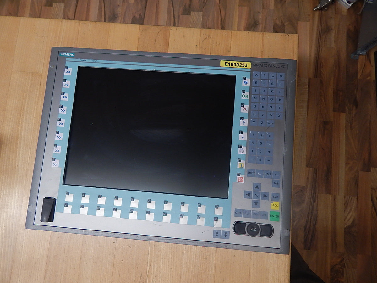 SIEMENS A5E00747065 PANEL 15 K 677/877 ROHS  Used