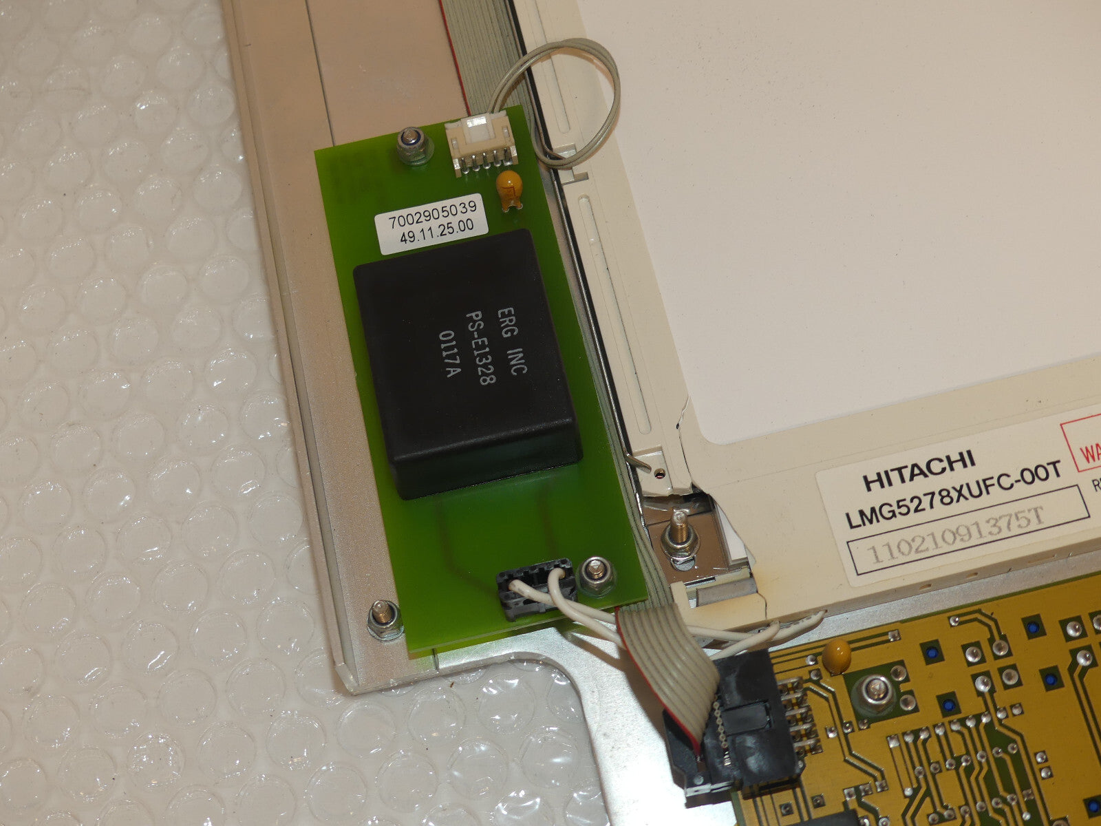 Hitachi  LMG5278XUFC-00T Leicht Beschädgit s.Bilder