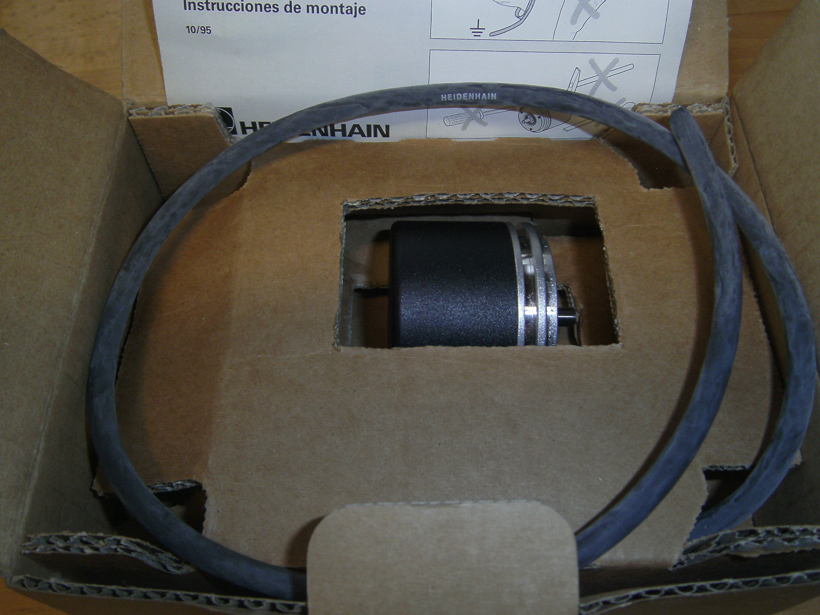 Heidenhain Drehgeber ROD 426.200B-02500 RV KF 01 .00T5  OVP