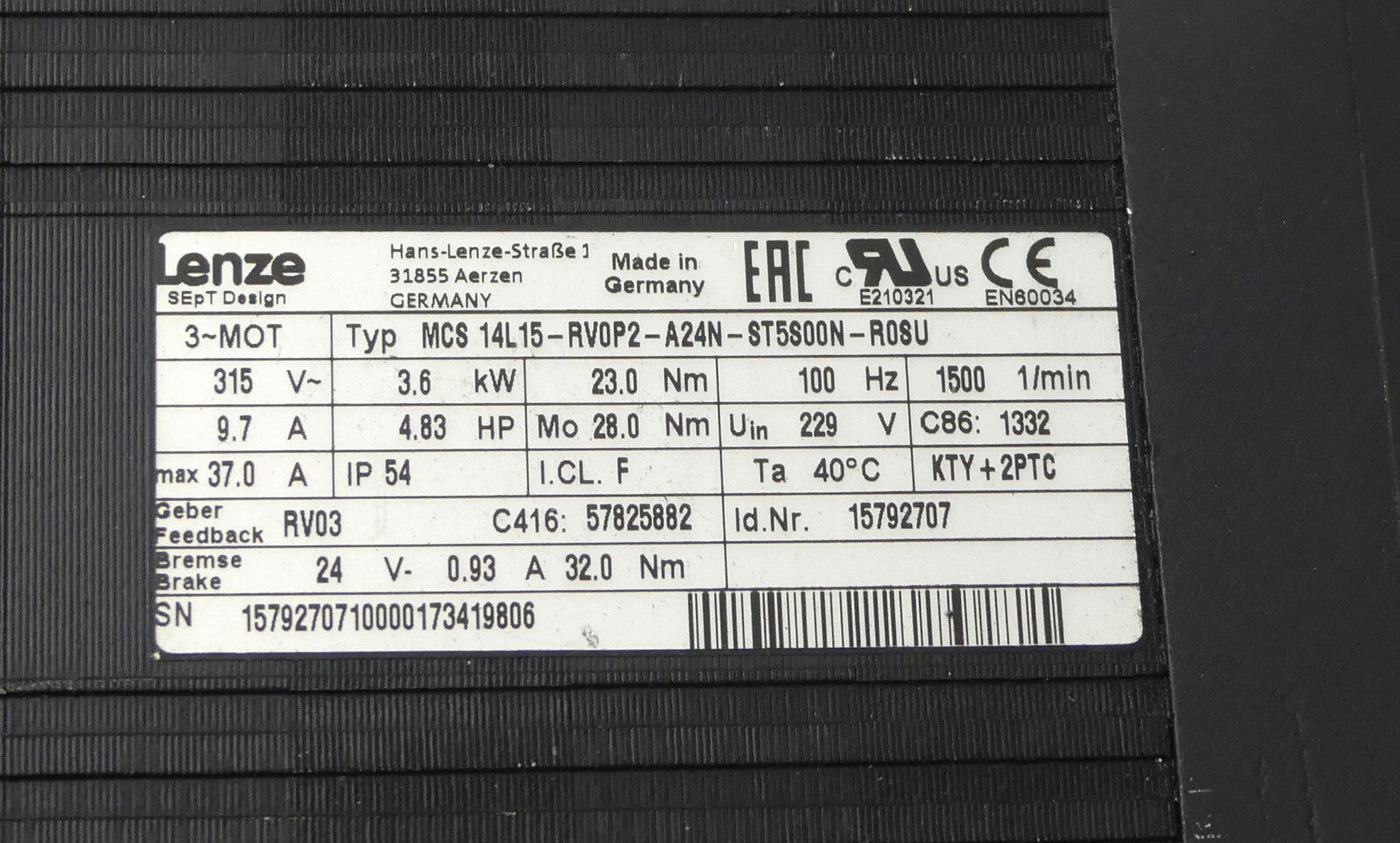 Lenze MCS 14L15-RV0P2-A24N-ST5S00N-R0SU