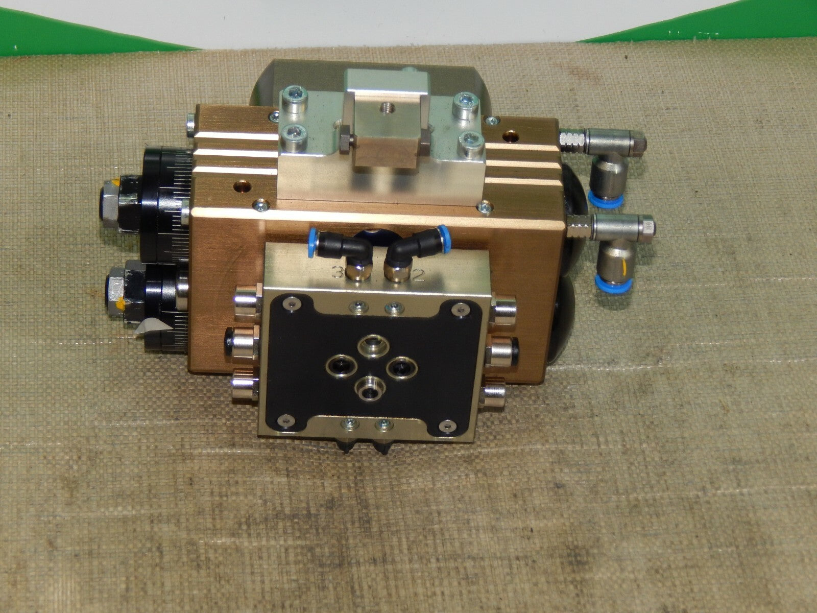  Schunk  Schwenkeinheit SRU+25-W-180 // 361624