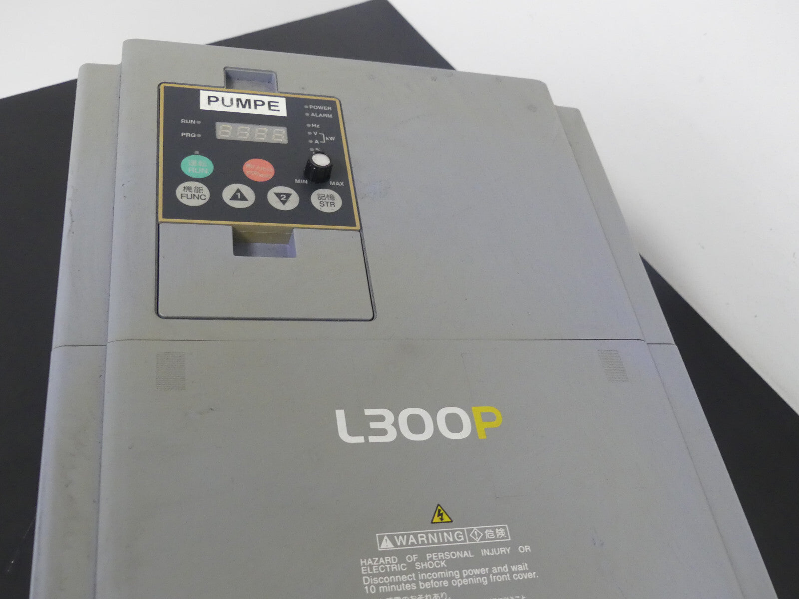 Frequenzumrichter Hitachi L300P - 300HFE2 s.Bilder