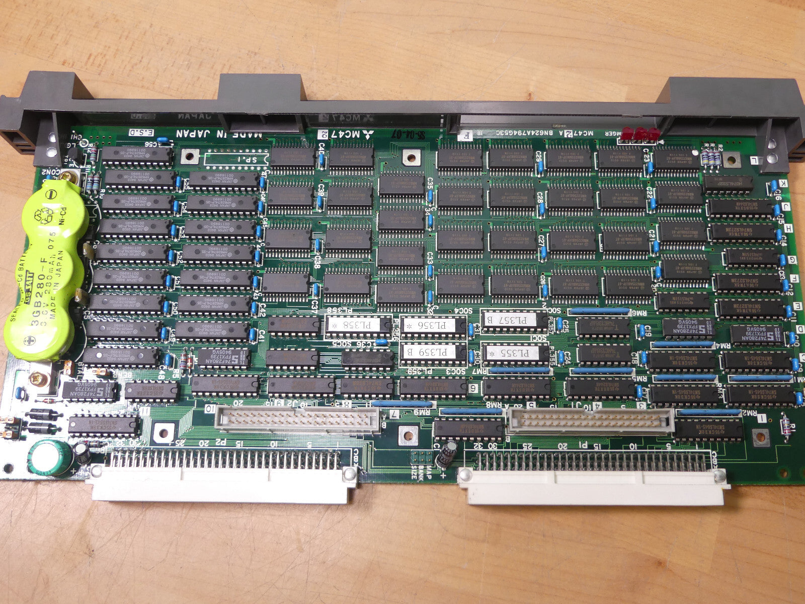 Mitsubishi MC472