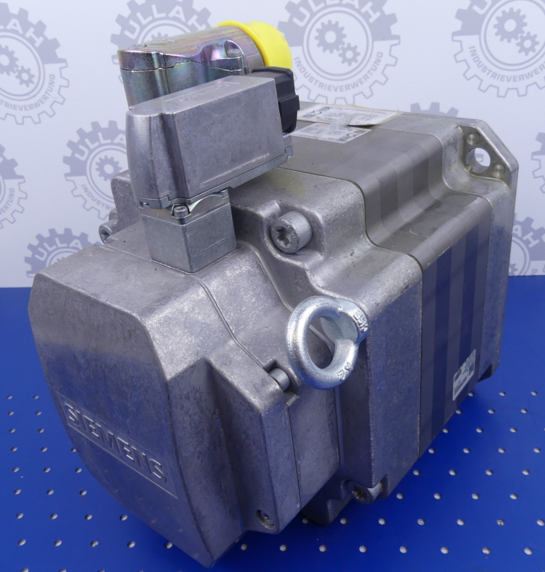 Siemens SIMOTICS  servo motor 1FK7101-5AF71-1DG0